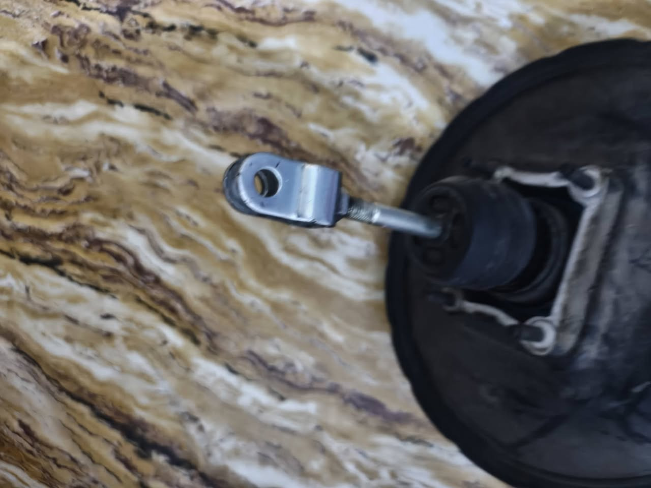 سلام وعليكم  دبه انبار ستاركس حديث للبيع حاويه مال كصه في البصره ابي الخصيب ***********7874773411
