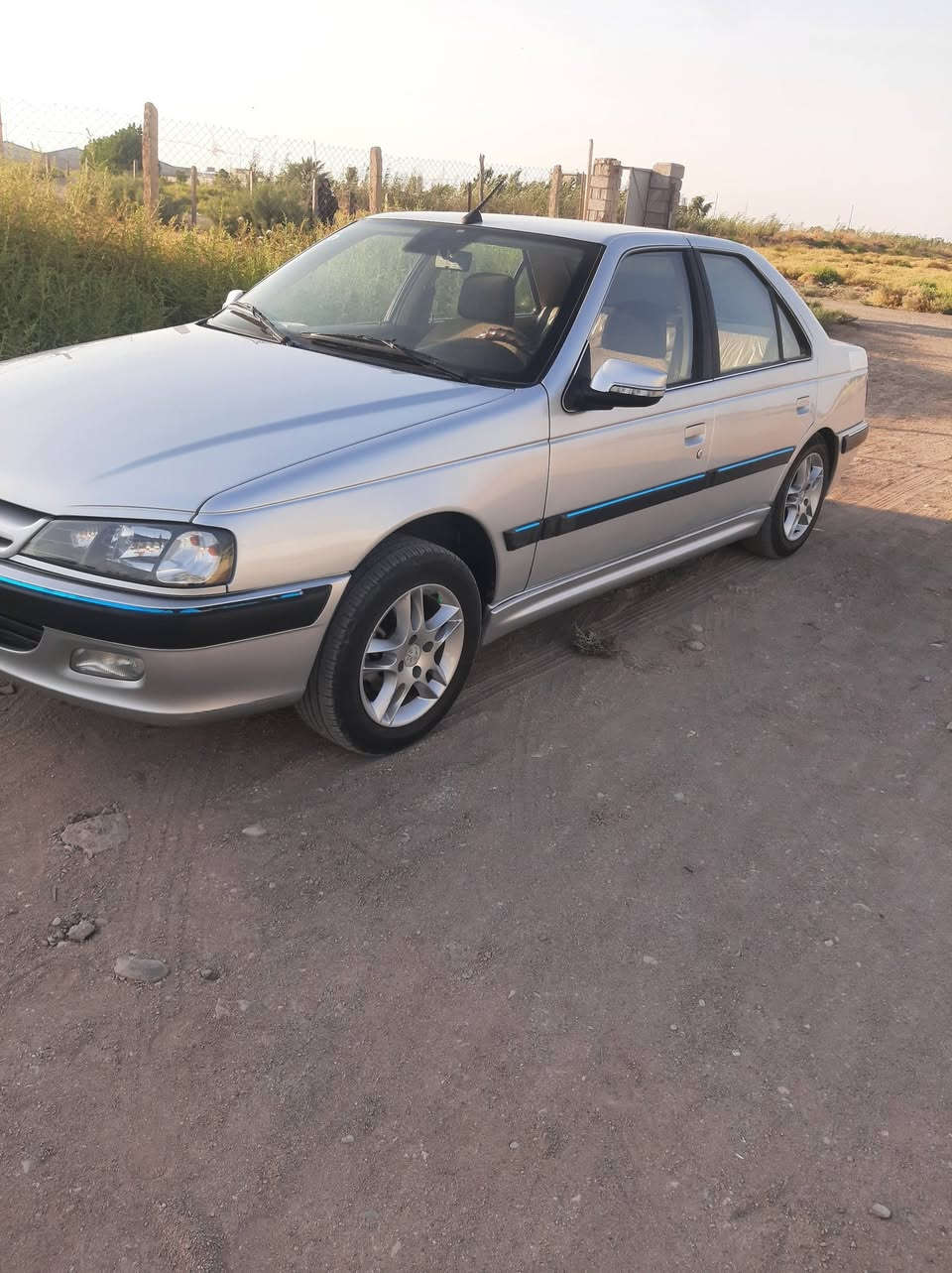 بيجو للبيع ٢٤مكفوله حره رقم بغداد غاز بانزين ***********

