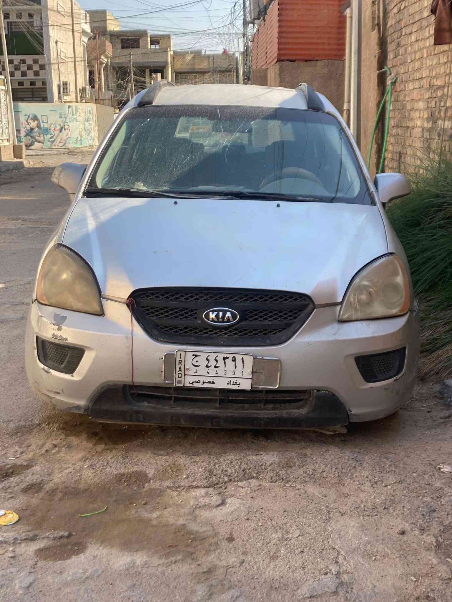 السلام عليكم راندو ٢٠٠٩ بغداد بأسمي السعر ٥٠ ورقه بيه كاز كيت وتصليح بل القماره ٠٠٠ رقم التليفون 7704268240 ابو عباس
