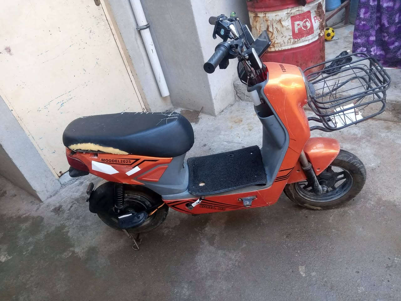 ماطور ابو4 بطاريه السعر250 بيها مجال ..
