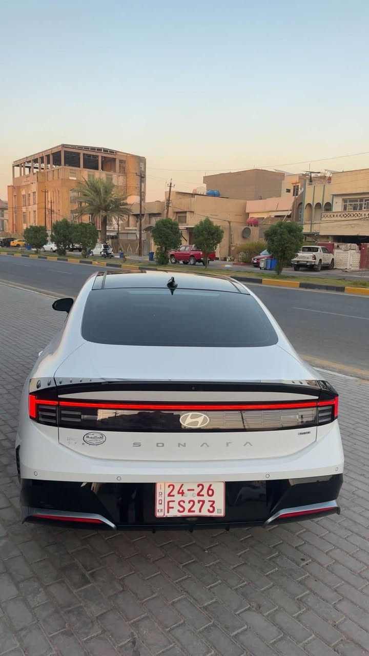 السلام عليكم
هونداي سوناتا هايبر فول مواصفات vip
الموديل 2024
عداد المسافه 21000m
الرقم السياره فحص موقت اربيل 
الضرر باب السايق مبدل وكاله وباب خلف السايق بي شبر صبغ
الايرباكات التكمه 
حجم المحرك ٤ سلندر 2000 هايبر
بصمة الباب وبصة تشغيل
لايتات زنون عالي وناصي 
شحن واير ليس لاسلكي
مانع خروج عن المسار
رادار جانبي 360
غرفة السياره جملي 
مودات قياده متعدده 
بانوراما 
بردات خلفيه
تحكم كهرباء المقاعد
الكشنات تدفىه تبريد
تحكم سيرين جهتين متكامل
لايت LED
رادار امامي مانع للتصادم 
كير تعليك 
للتواصل على الرقم ***********
