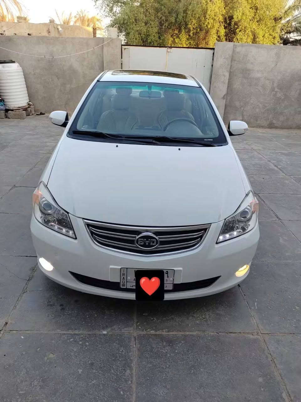 BYD 2013 بۆفرۆشتن زۆر بێعەیبە                               چوار تایەی لۆکی لەژێرە                                                 تەبرید لەسەر سوچ                                                         گێڕ و مەکینەی بەشەرت                                                 سەیارەکە تابڵێی جوانە                                                   کامل جایز بەشەرتی هەموو شتێک ئەی فرۆشین                شاشەیە حاسەیە                                                           تکایە گەر مووشتەری نیت سەرمان مەیەشێنە                     سعرەکەشی تەنها 38گەڵا                                                         ژمارەی تەلەفون ***********
