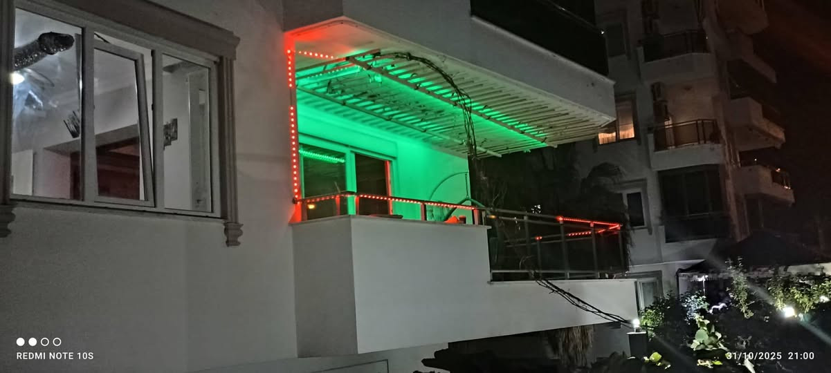 في تركيا مدينه الانيا بيت طابقين للبيع مع حديقه مباشره على البحر منطقه كستل ست غرف نوم مع ثلاث صحيات المساحه 350 متر الطابقين مع الحديقه ويوجد مسبح باسم شخص واحد  السعر 500 مليون دينار وممكن المراوس في عقار في بغداد أو كربلاء التواصل مع الواتساب ***********

نص مكتوب في الصور:
- REDMI NOTE 10S 31/10/2025 21:00
- REDMI NOTE 10S 31/10/2025 20:59
- 12:03 4.5G VolTE 0,01 KB/S 91 أنت الآن 31/10/2025 21:02 REDMI NOTE 10S رد