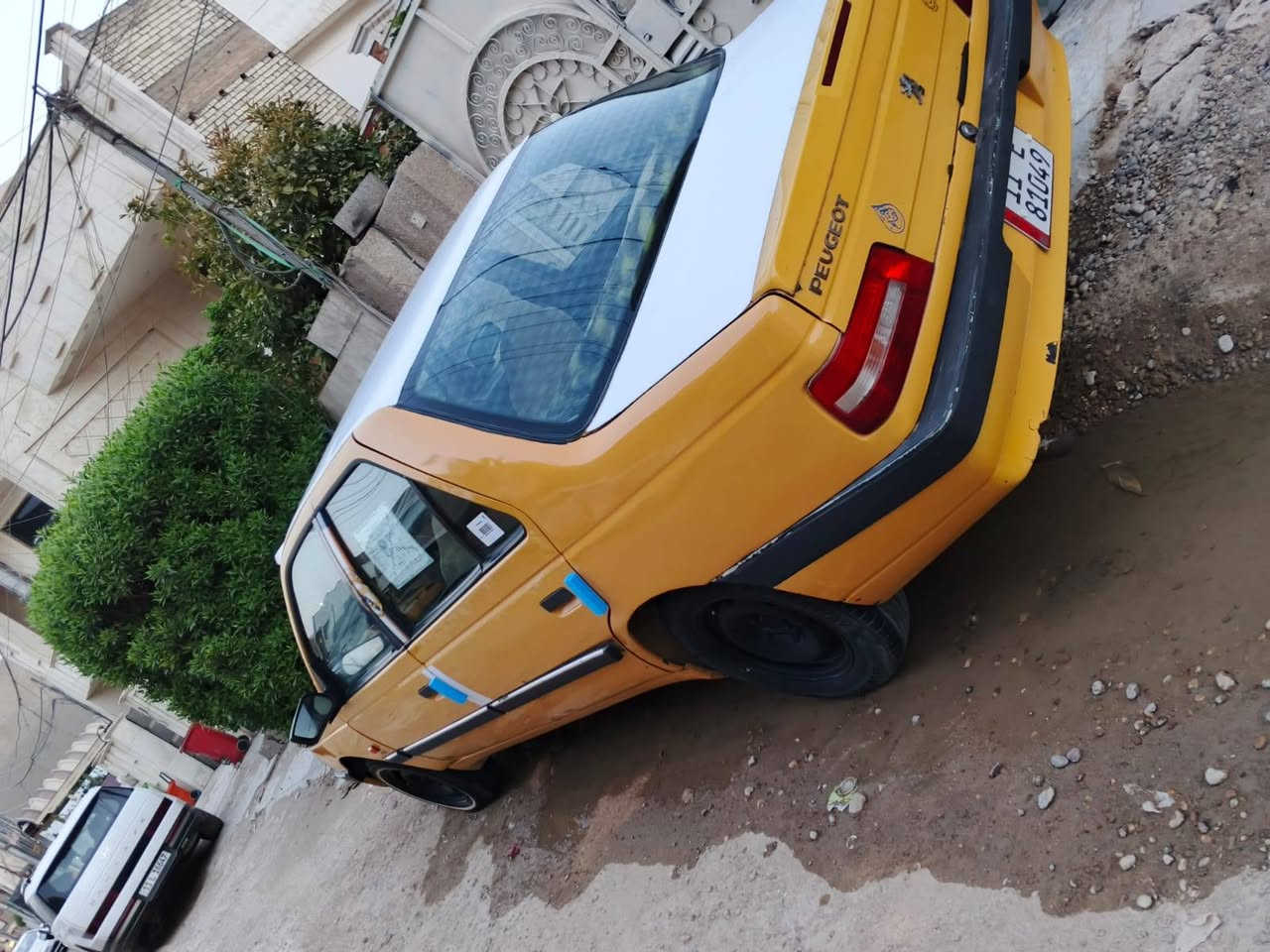 سلام عليكم بيجو موديل 2013 مكينة فرنسي تبريد ثلج جاهزة فقط بل تبريد يصير  عدي دوانز وشوية دخان بي ريحة ماعرف نوزل بلك لاسيتك ولف رقم دولي َصفرة السعر30مجال بسيط يرهم مراوس***********
