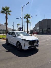 X70plus لوكس • موديل ٢٠٢٥ • ضمان ٥ سنين