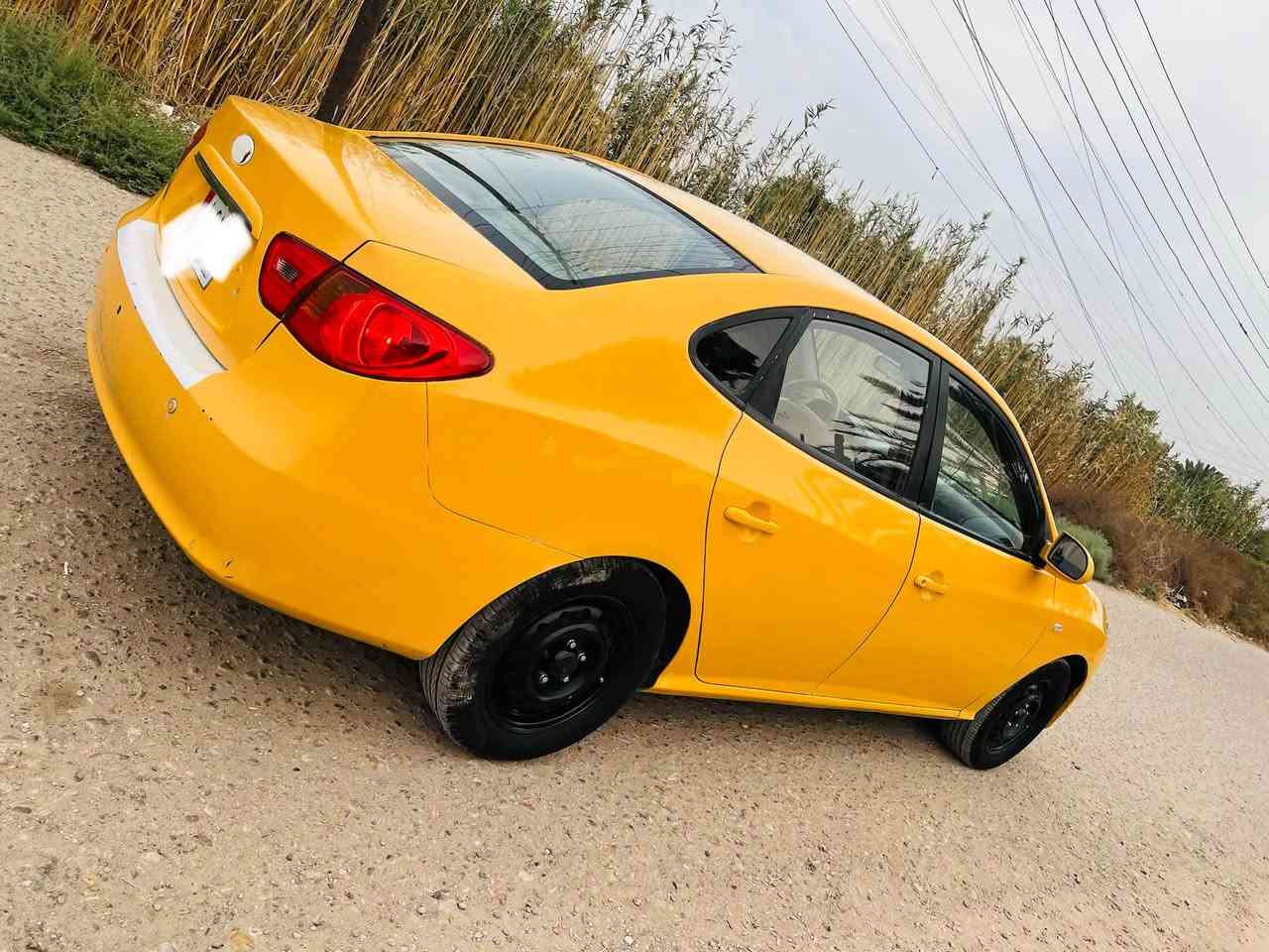 لنترا 10 دخول جديد كارتون كصه جنطه متوم ارقام وسنويه طبق الاصل على الشاصي الماني عظم عاج مكينه وكير كارتون كفاله حداديه جديده تخم تاير جديد تبريد ثلج دواخل بالجيس لايت زنون كهربائيات كله شغاله 
سياره مال جناي ماناقصه برغي 
السعر 36 وبيه مجال 
مكان الشطره ***********

