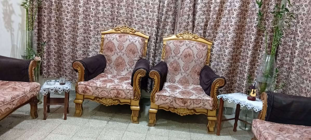 تخمين • كنبة • صالون