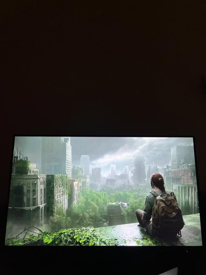 السلام عليكم شاشة AOC للبيع
الحجم 27 
الدقة 1080 FHD 
144HZ 
الاستجابة 1ms 

السعر 150 الف للاستفسار *********** مكاني بغداد

