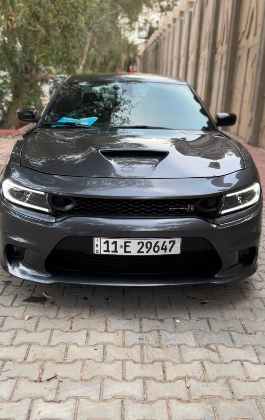 السعر 230 وبيه مجال
جارجر سكات باك ٢٠٢٣ ((رقم بغداد)) للبيع
قطعتين فقط البنيد مبدل و جاملغ خلفي  مصبوغ شبر منه ايرباك ستيرن ودشبول 
ماشيه ٢٤ الف 
مواصفات كشنات قماش 
شاشة كبيرة
سستم صوت الباين
حساسات خلفية 
كرسي السايق كهرباء
تدفئة كشنات تدفئة ستيرن
مكان السيارة بغداد الحارثية
للاستفسار ***********
