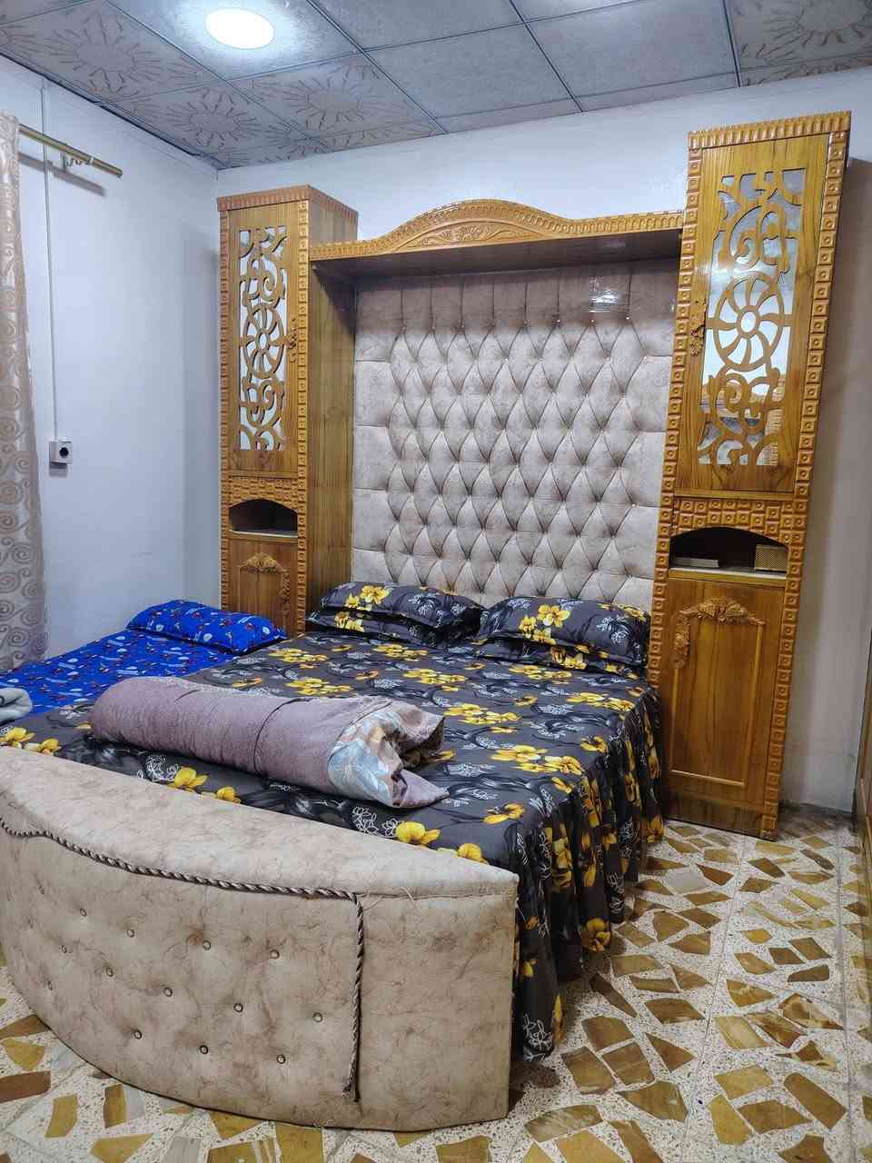 غرفه لبيع نضيف ما صارلها شي من اخذتها  السعر علئ ارقم ***********  هذ الرقم مابي واتساب آسيا  بس الكورك بي وتساب ***********  العنوان موصل حي عدن
