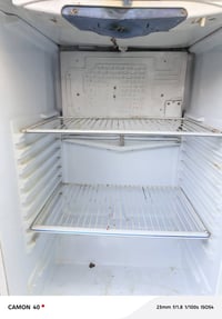 ثلاجة • شغالة • نظيفة