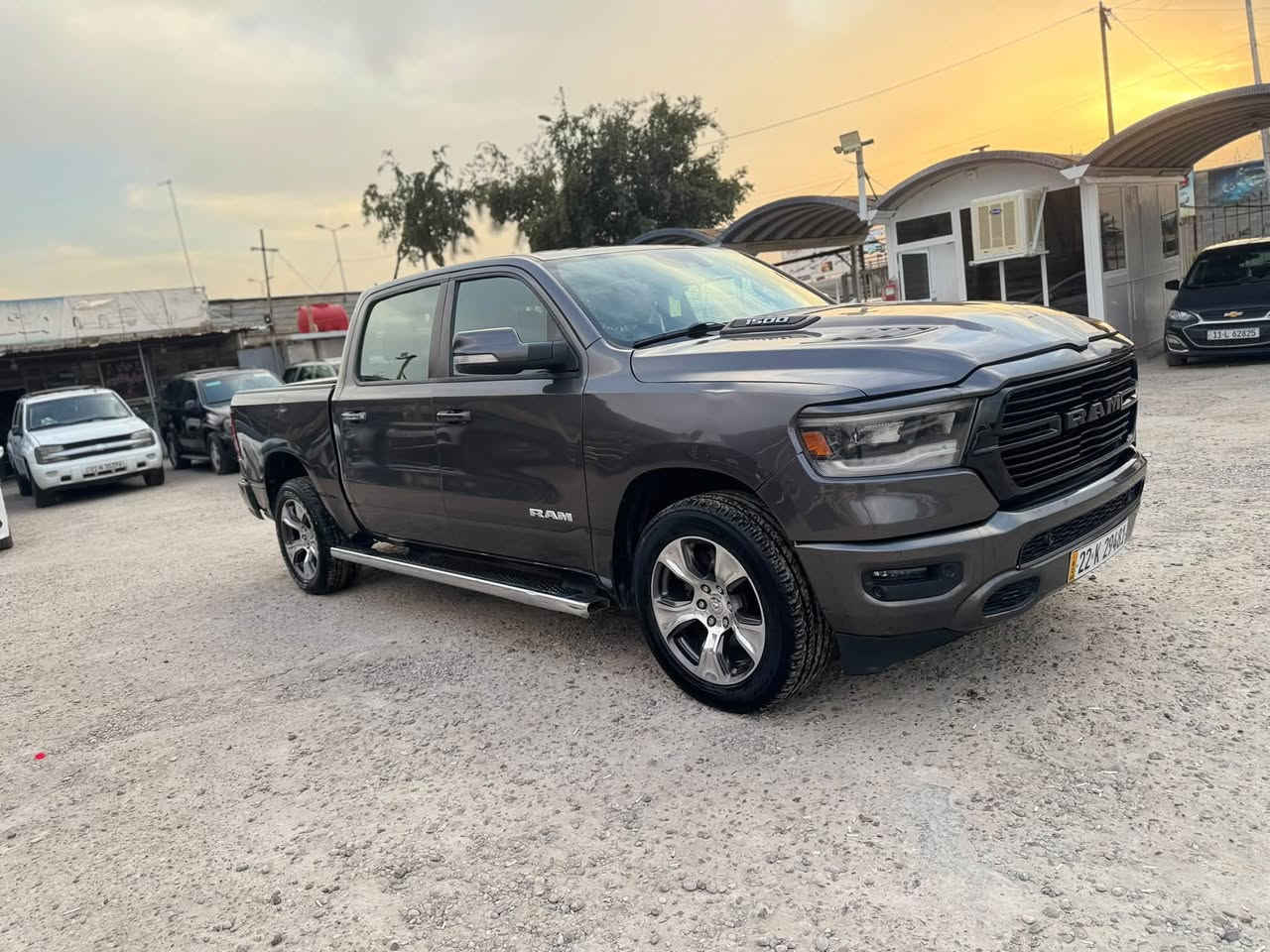 السلام عليكم دوج رام 2023 لارامي  وارد امريكي
Dodge Ram White Laramie 2023 5.7 V8
حجم المكينه : 5.700 V8
المسافة المقطوعه : 33 الف ميل
الضرر : موضح داخل المنشور 

#مواصفات
1.شاشه كبيره تسلا

2.بصمه
3.تشغيل عن بعد
4.كامرا
5.ويل كب
6.كشنات جلد
7.تدفئة تبريد بالكشنات
8.رادارات 360
9.كشنات كهرباء
10.لايتات لد + زنون
11.كشافات
12.اشاير بالمري
13.فور ويل 4x4
14.اتو ستوب
15.حساسات خلفي امامي
16.تايرات جبلي 
17.خزن ميموري
18. مري شفط 
19 . مانع تصادم 
20 . حساسات فول /فول 
فول مواصفات مرقم اربيل جديد سنويه جديده بسمي شرط تحويل 
تفاصيل اكثر هذا رقمي  ***********
***********
مكاني بغداد الدولعي
