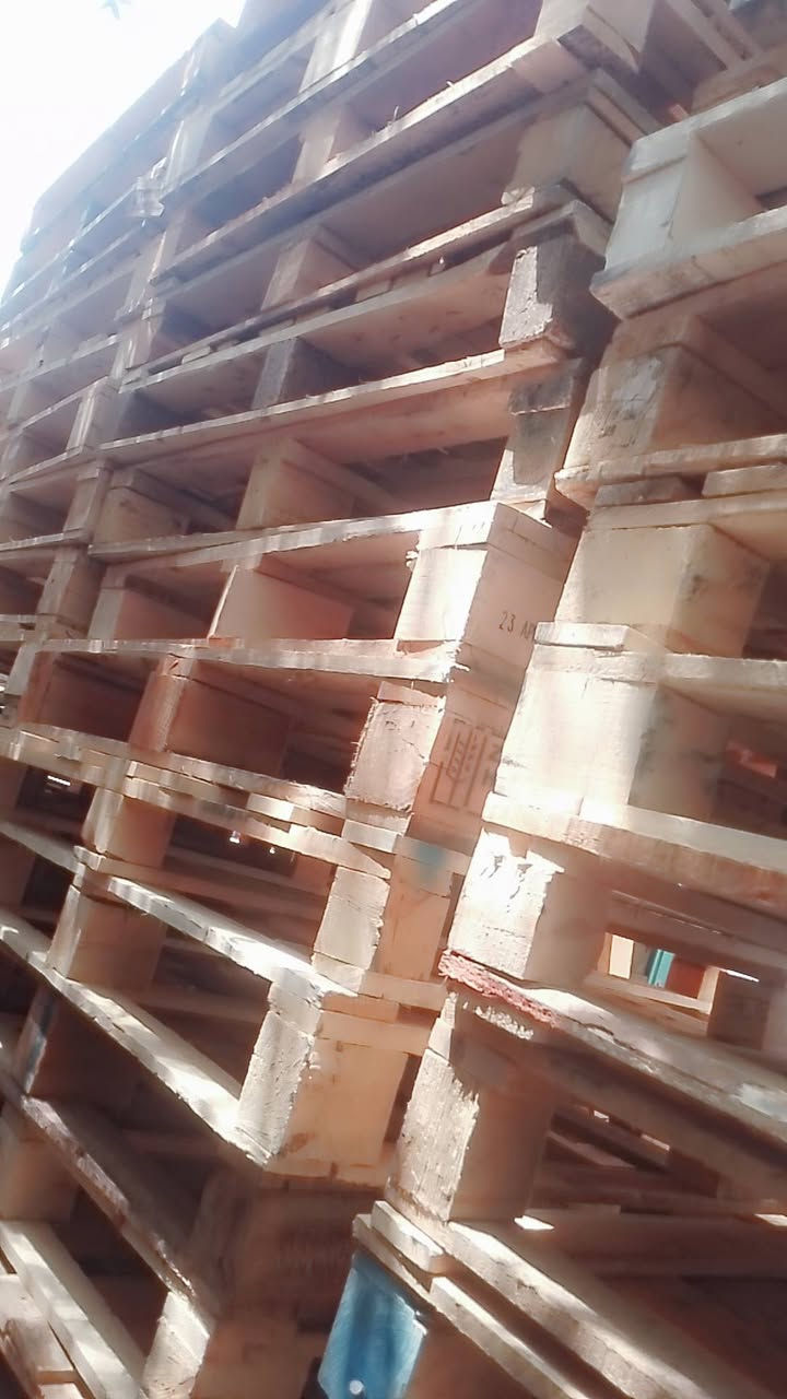 اسكيب ثقيل مقفل العدد 300 العنوان الدوره ***********
