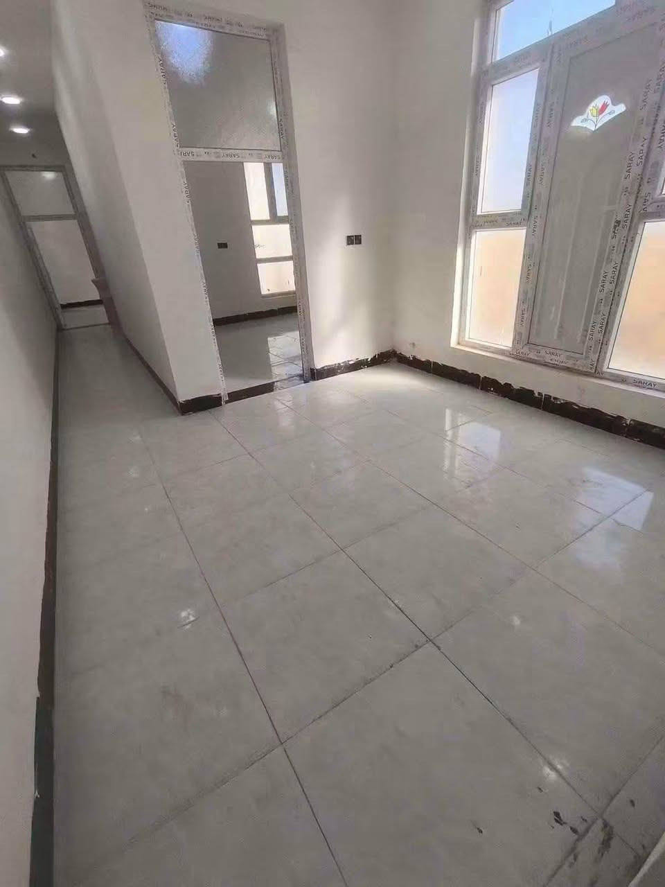 🏠شقه للايجار 🏠  ☑️
____
⭕العنوان : حي الجامعه ✅
⭕مقابيل باب جامعه ✅ 

--------------------------------------- 
✨ تفاصيل الشقه✨
♦️ الشقه للايجار طابق ثاني  ♦️ 
🌟 غرف نوم عدد 2️⃣  ✅
🌟مطبخ  ✅
🌟صحيات ✅
⭐ستقبال ✅
♦️سعر الايجار 350  
___________
**************
 #للاستفسار 
او مراسله الصفحة أو واتساب او الاتصال ع الأرقام التأليه 
   ***********
https://wa.me/message/54I3LYHRG7YFG1
#العفلوگي_للعقار_اكبر_بيج_عقارات_في_الديوانية
#بيت #دار #عقار #ارض #الديوانية
