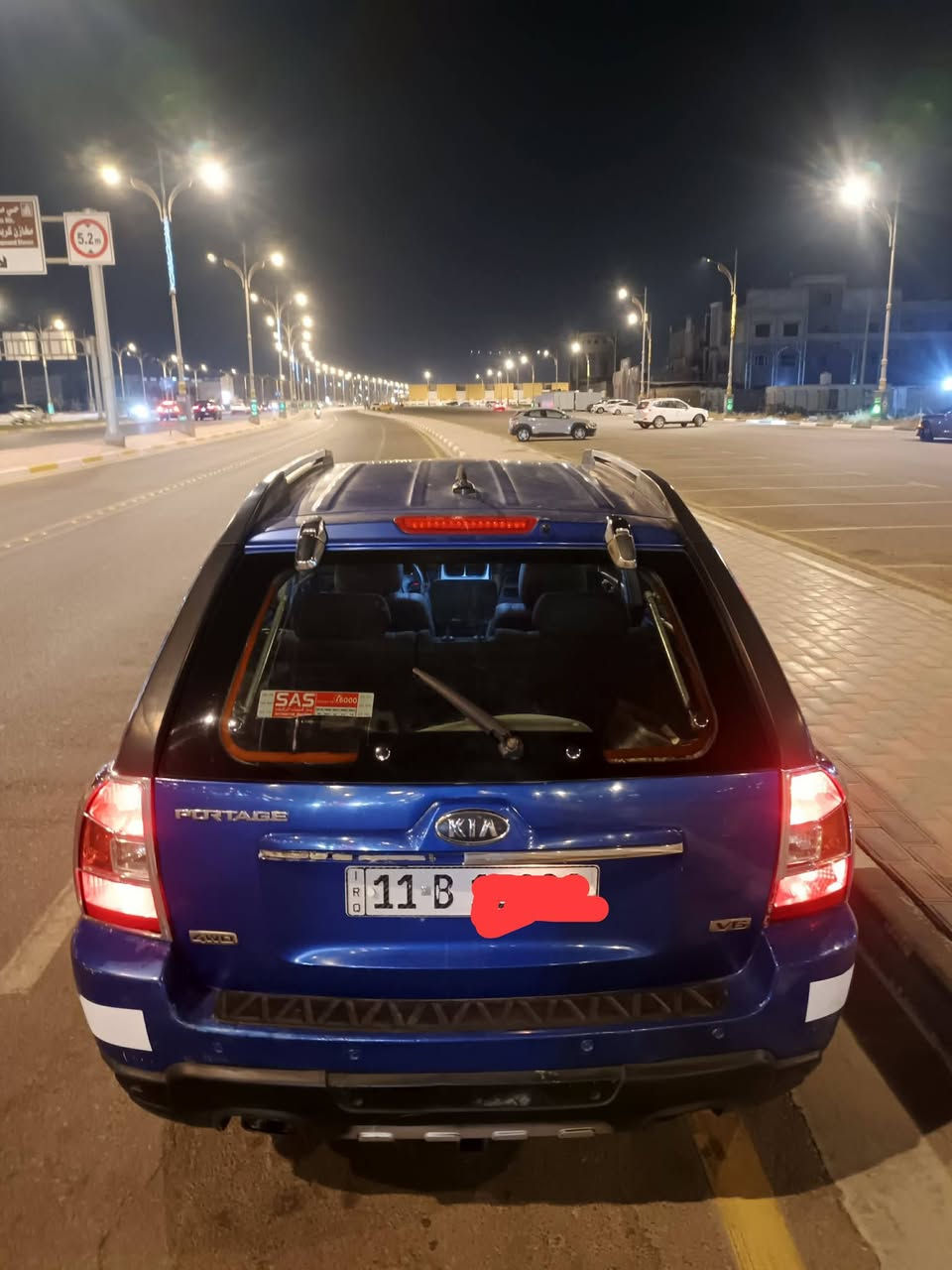 سلام عليكم كيا سبورتج ٢٠٠٩ امريكي مكينة ٦ بيها صفحة السايق وبنيد صبغ اثر جراد بس اني ابيعك احزام سيارة جاهزة من كلشي تخم تاير جديد تبريد السعر ١٠٠ ورقة وبيها مجال للطيبين اتصال *********** مكاني كربلاء
