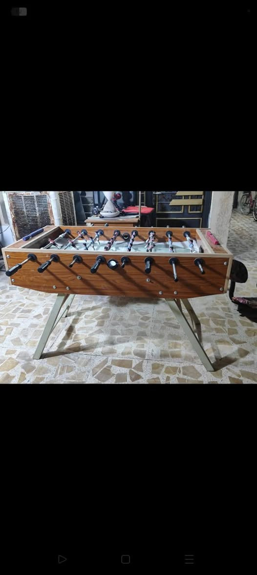 فيشه للبيع سعره 250وبيه مجال نظيفه الرقم *********** واتساب فقط
