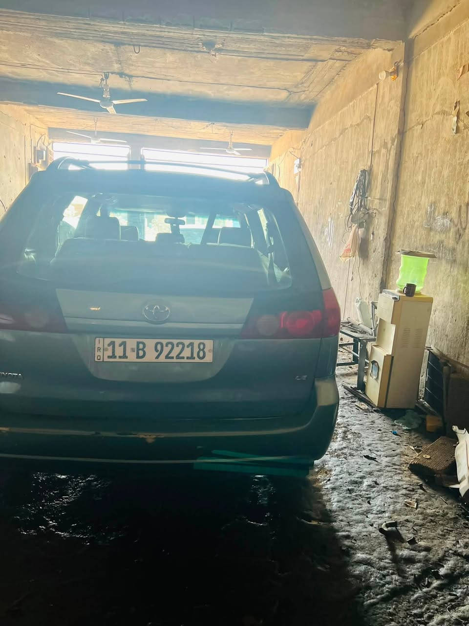 السلام عليكم تيوتا سينا موديل ٢٠٠٨ رقم بغداد باسمي تحويل مباشر بيه صبغ حزام جماليا بدون ضربه جاهزه للاخير محرك تبريد حداديه تخم تاير كله جديد اتصال *********** السعر ١١٠ وبيه مجال
