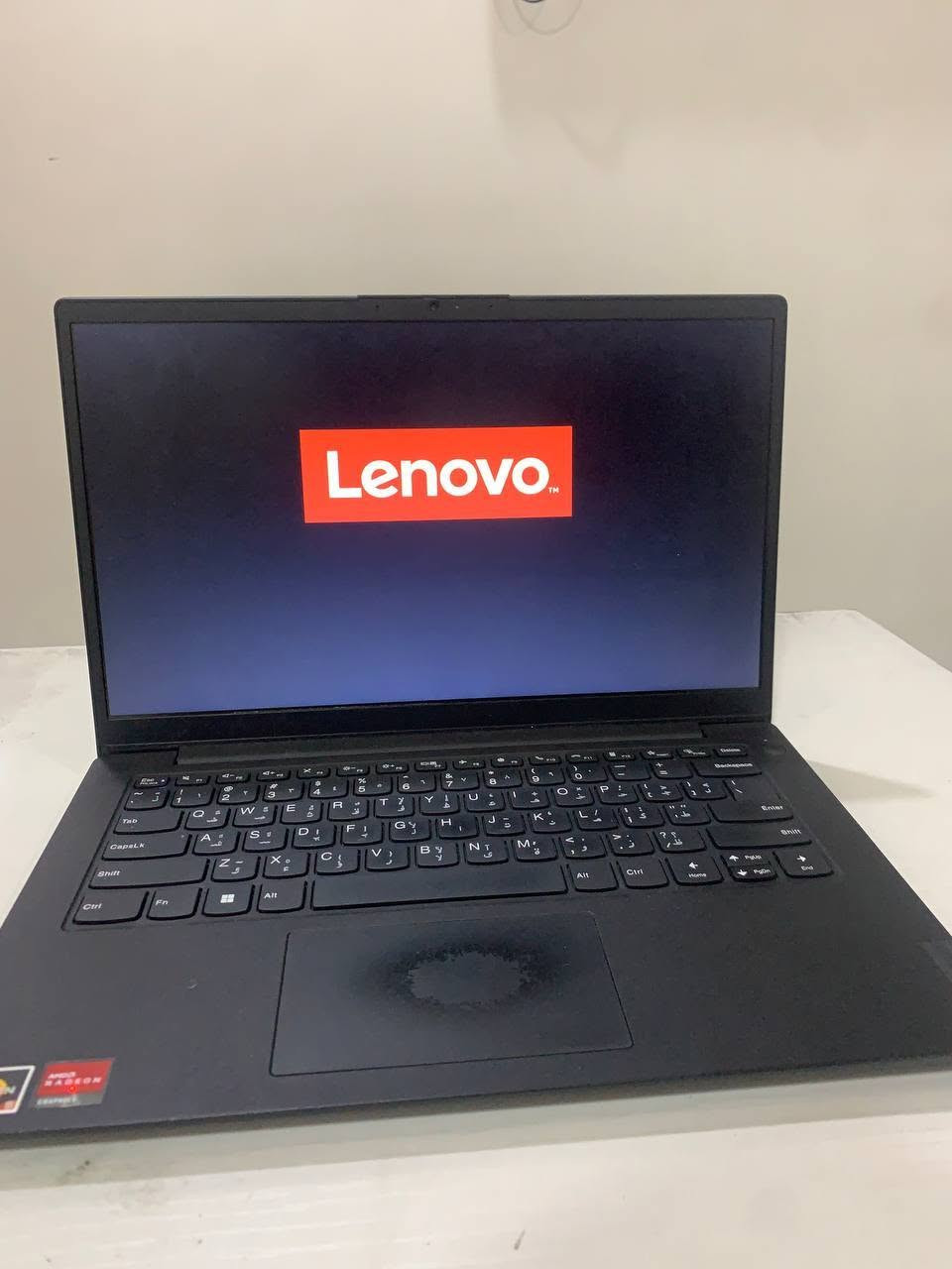 💻 لابتوب Lenovo ThinkPad K14 للبيع
- المعالج Ryzen 5 5600 بأداء مقارب لـ Intel Core i5 الجيل 11 أو 12

- كرت الشاشة: AMD Vega مدمج

- الرام: 8GB DDR4 شريحه وحده قابل للتطور 

- التخزين: SSD M.2 256GB قابل للتطوير 

- النظام: Windows 11 Pro مفعل

- الحالة: مستخدم نضيف جدا ضمان يوم استرجاع 

* بس التاج باد او لوحة التحكم مال الماوس الصبغ متأثر مثل ماموضح بالصورة واكفلها من اي عطل او صيانه كفالة عامه  

مناسب للدراسة، البرمجة، الأوفيس، التصفح، وتشغيل العديد من البرامج والألعاب .

السعر: 350,000 دينار عراقي قابل للتفاوض بالمعقول

للاستفسار أو المعاينة راسلني على الخاص او واتساب 

***********

بغداد / الشعله / الخطيب
