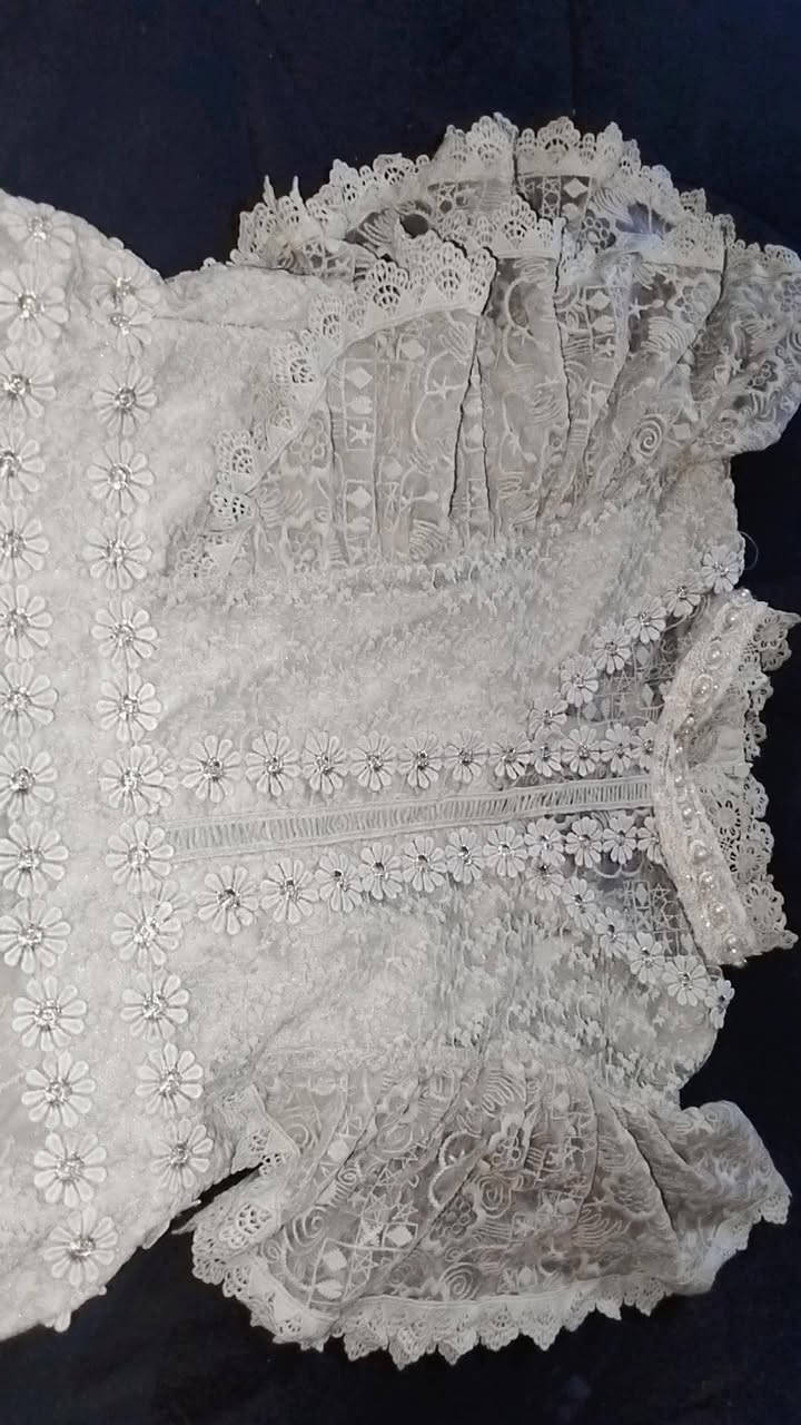 السلام عليكم شلعه فساتين ملبسوسات جديد كلهم35مكاني بغداد بلديات
