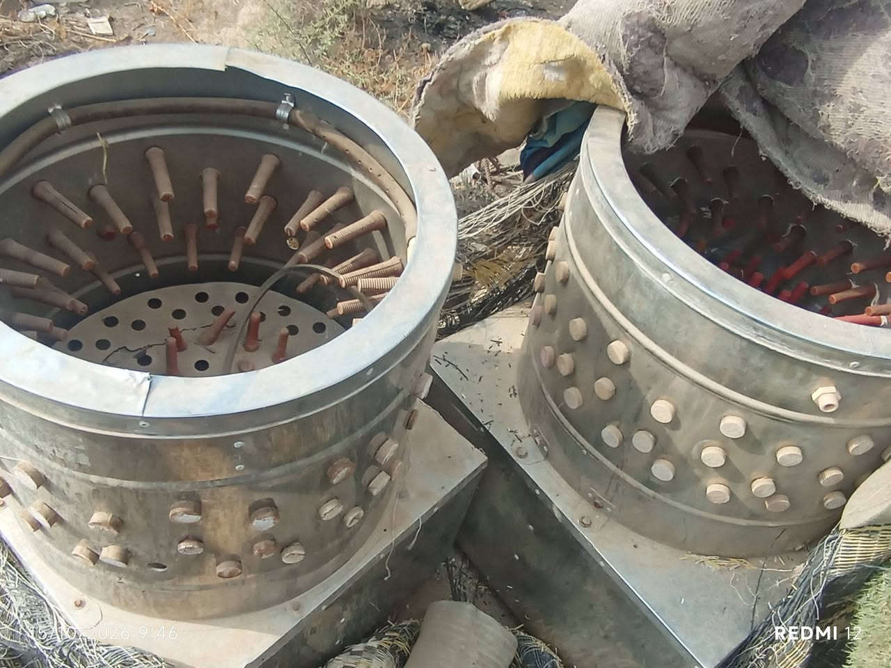 ٢ هلاسات دجاج • عربانة ماطور هندي • مبردة شغالة