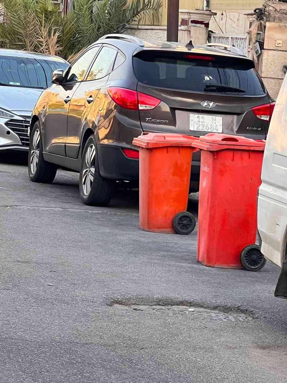 توكسان ٢٠١٤ وارد امريكا ٢.٤٠٠ جي دي اي مواصفات لمتد بصمة نظام انذار كامرة خلفية  كير تيبترونيك تدفئة كشنات ويلكب ١٨ كروم يدات نيكل  تحكم مري اشاير بالمري كشن كهرباء تدفئة كشنات كروس سرعة تراكشن كنترول نظام Eco بصرف الوقود شاشة وسط تدفئة قدم من الأخير السيارة فول عدا الفتحة

عليها ادامه تخم بلكات جدد تخم مجاول تخم تايرات جدد محرك جديد كل الوصولات موجودة

عليها هزة جديدة ورقم دولي جديد

حادثها قطعتين من امريكا جاملغ وبنيد

 صفر نقطة تكحيل  مكفولة من اي تكحيل و اي صبغ عدا (جاملع بامريكا وبنيد بالعراق طار)

السعر 114وبي مجال بسيط حك الجية استخدام بيت وبأسم 
والدتي
للتواصل ***********

