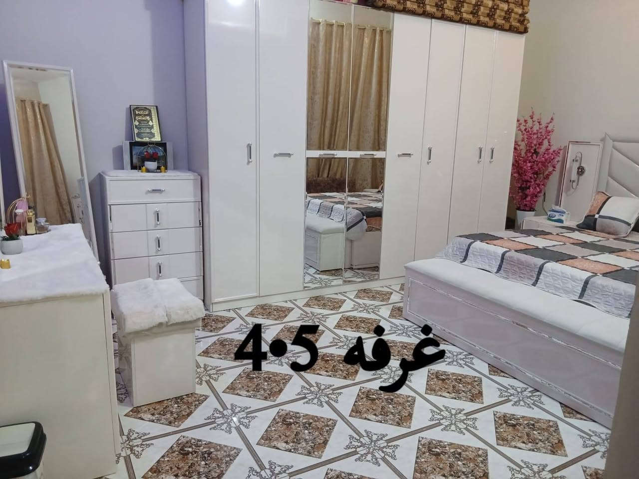 بسم الله الرحمن الرحيم
بيت للبيع في الفلوجة
الازركيه
قرب مدرسة التوفيق الابتدائية
المساحة : 200 م
الواجهة : 10 م
النزال : 20 م
الشارع : 10 م
طابق واحد
2 غرف نوم 
بناء بلوك
صاله
ومطبخ 
واستقبال
كراج سيارة
نوع الملك : طابو زراعي سند 
السعر:  80مليون 
للاستفسار 
للاتصال : ***********
