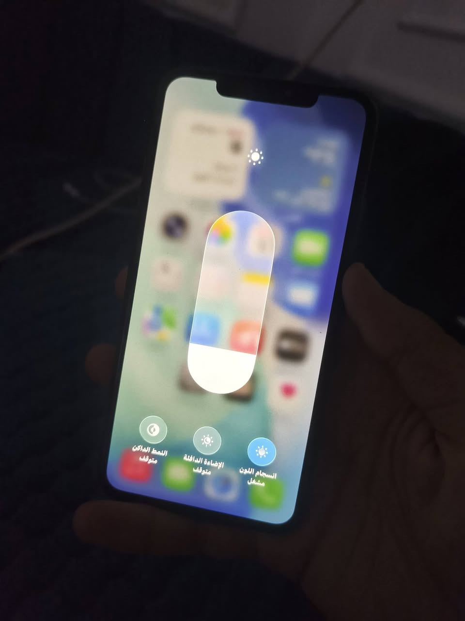 11 برو ماكس مبدل شاشه تفصيخ و بطاريه اصلي ذاكره 256 بطاريه 100 سعر 275 بي مجال بسيط ***********

