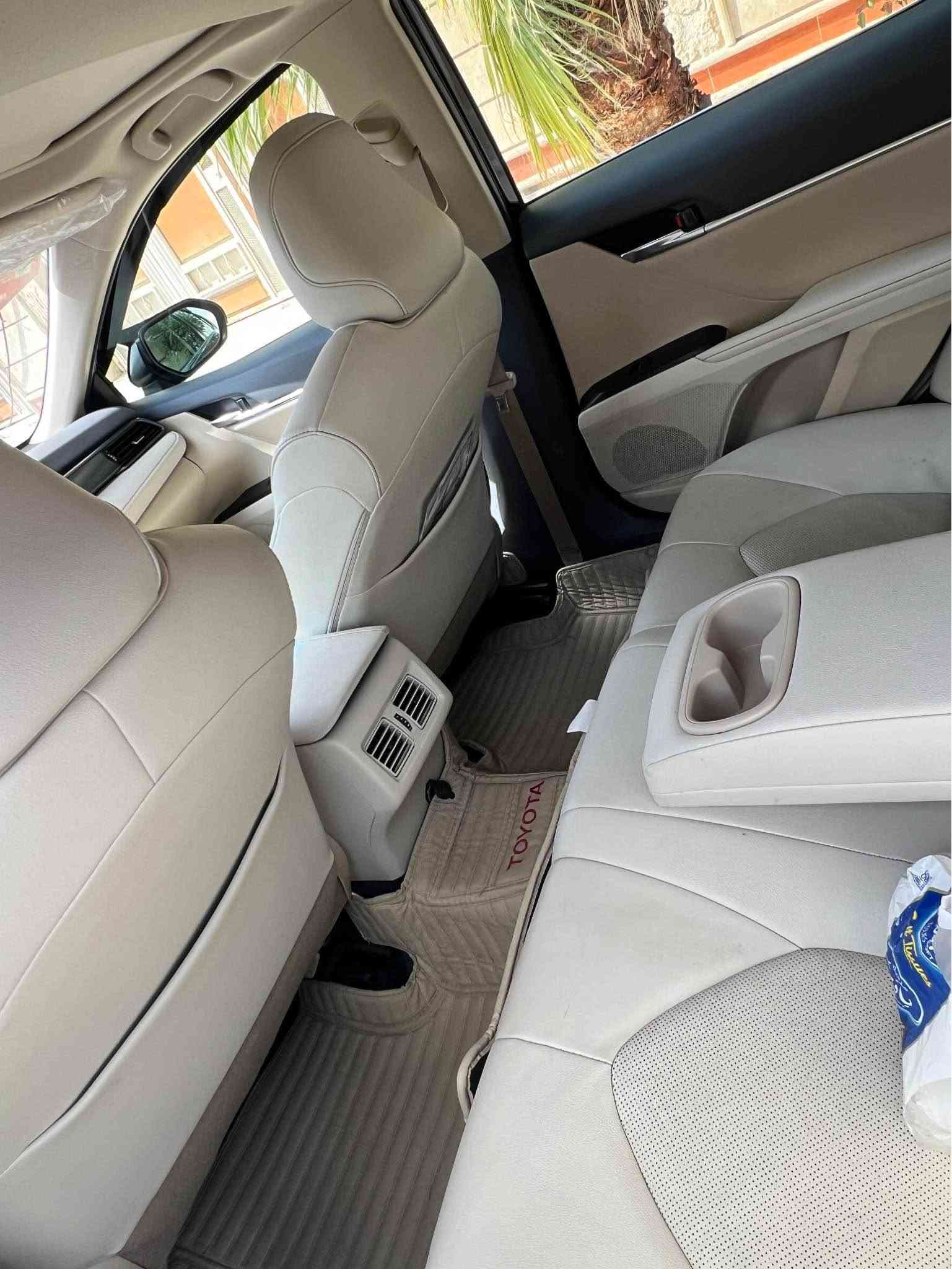 Toyota camry GLE 2024
موسافات فوول خلیجی شەریکە جیهان
بێ بۆیاخ بی سارد  سەیارە سفری شەریکە جیهان سلیمانیە 
تەنها ٢٧ هەزار کیلۆمەتر رۆشتووە
رەقەم سەنەوی تا سالێ ٢٠٣٠ تازە 
*********** السليمانية, العراق
