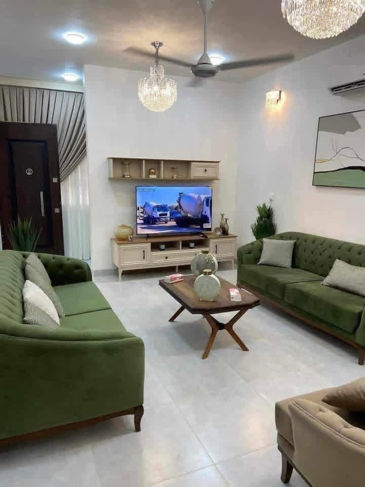 🏘️دار في مجمع المرتضى
📐مساحة 160م  ،شارع 20 
يـٌباع ع النقد للاستفسار يرجى   للاتصال ع الواتساب 
+964 781 410 6900
