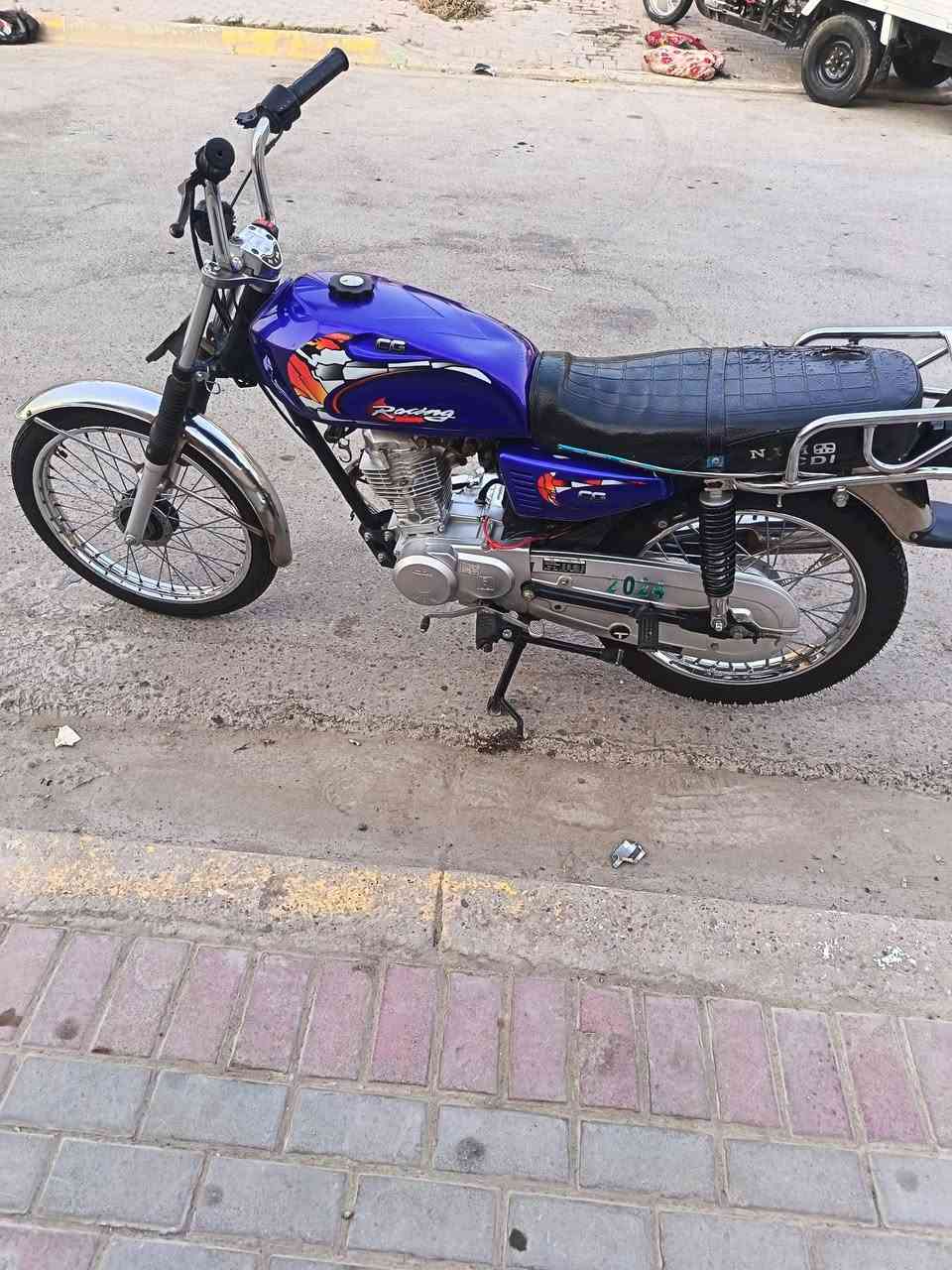 البيع نامه متياز وراق عدد ٢ كامرك رقم شاصي 2024
سعر ٤٥٠قفل  الموشراي وجاي تكسر (تترزل ) مكان صويره حي زهور  ***********
