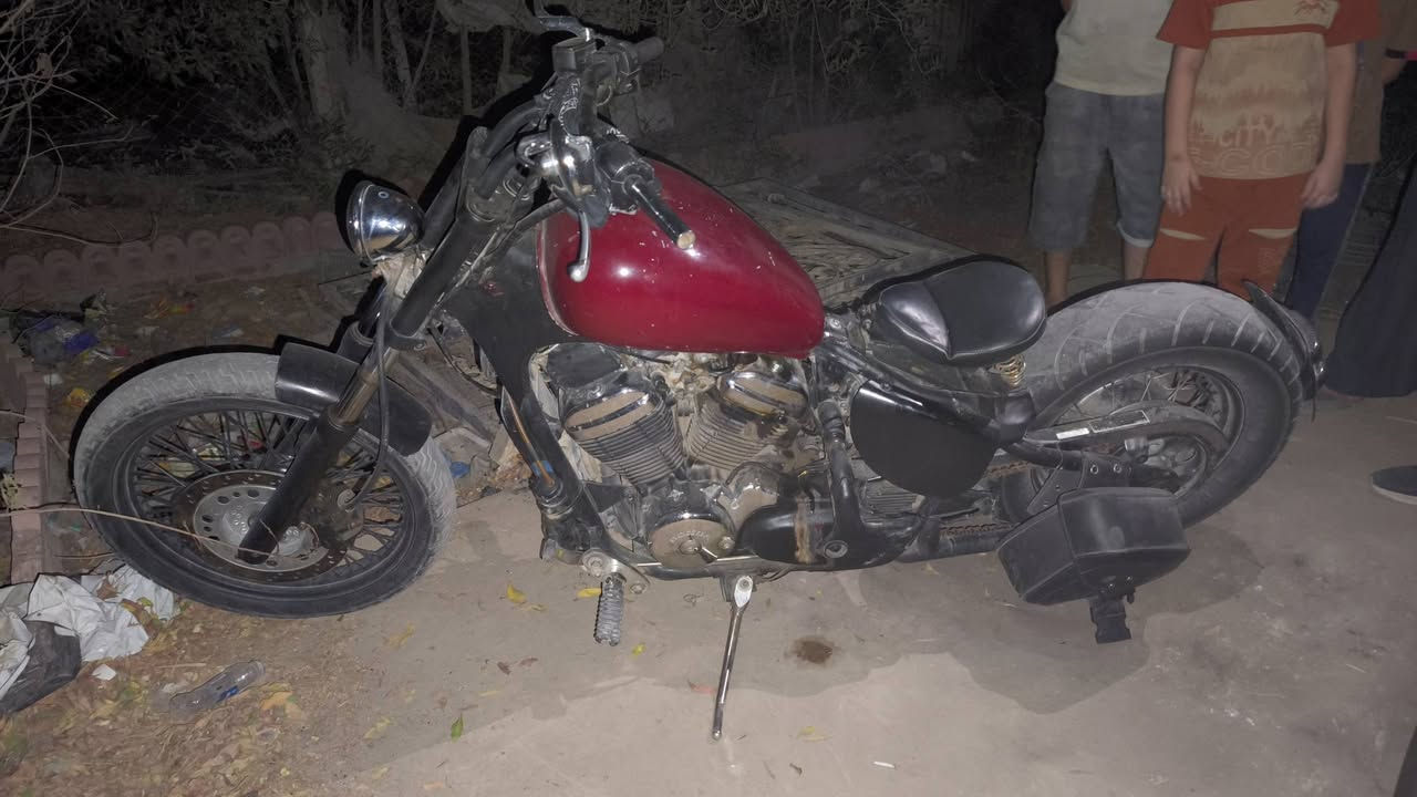 السلام عليكم هوندا سايد 400بوبر دراجه نضيفه وشغاله نكره سلف
بيهة ملاحظات بسيطه مكاني نجف حي الجامعه سعر 850الف اوراق اصولي وبيهة مجال قليل ***********
