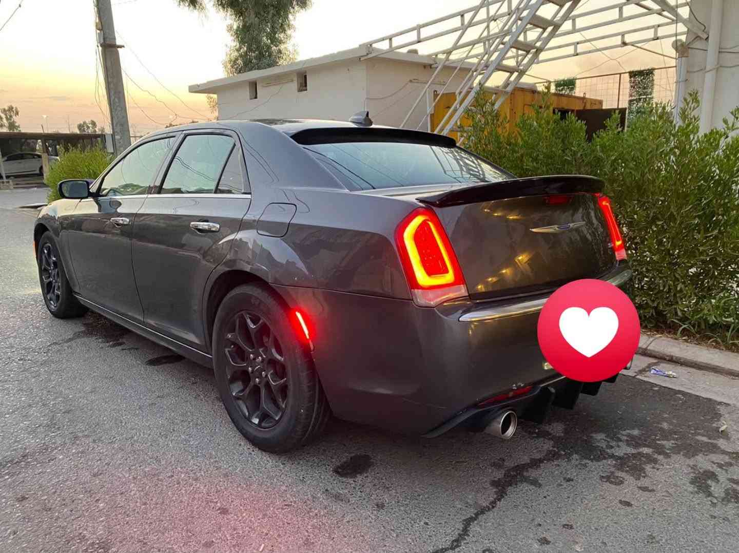 سلام عليكم اوباما c300 2019 اصل السياره فول مواصفات للاخير بنوراما
ويل 20 
كشنات كهرباء 
كشنات تدفئه وتبريد والخلفيه تدفئه 
رادار جانبي 
خزن ميموري 
بعد بيها هواي مواصفات رقم بغداد باسمي الجديد تحويل مباشر وهزه جديده مكاني بغداد السيديه ‭+ 964 770 963 6789‬ السعر 175
السياره جاملغ مبدله مال حادث امريكا وبيها الهلال الخلفي اني صبغته وموجود السونار وصور الحادث والسياره كلش جديده
