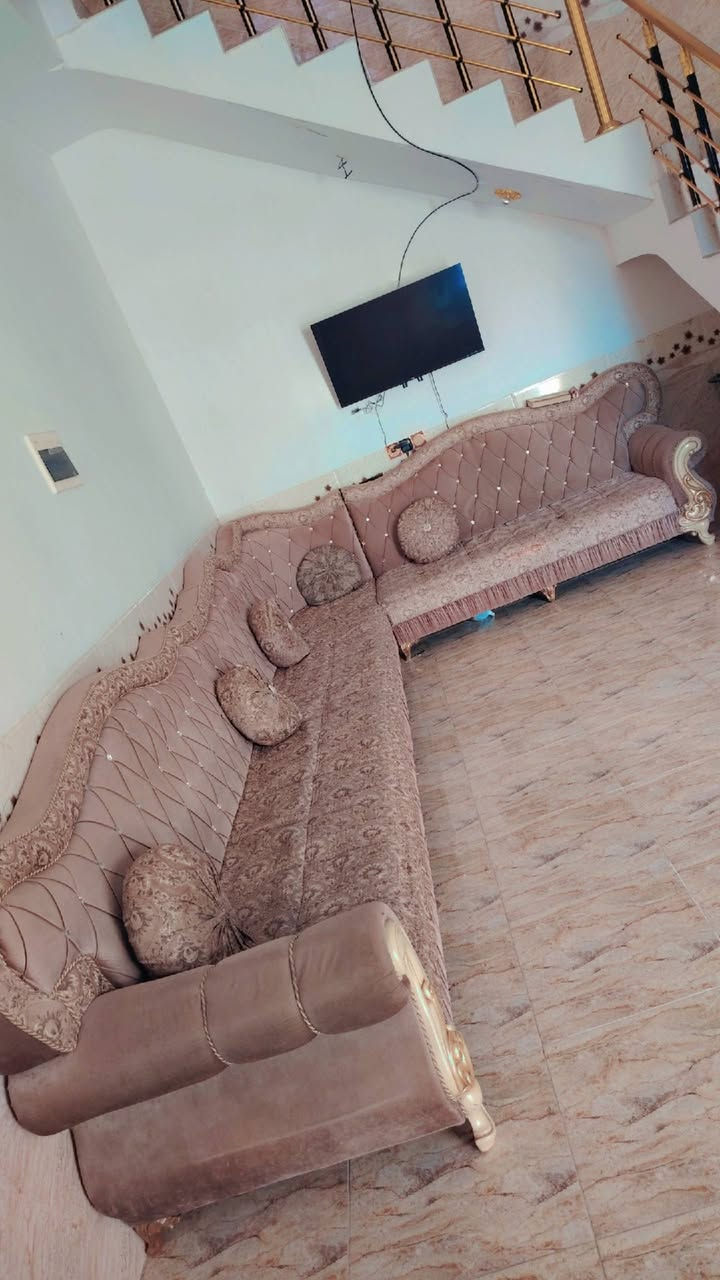 تخم قنفات ٣٥٠ وبي مجال
***********
الكرمة شارع عشرين
