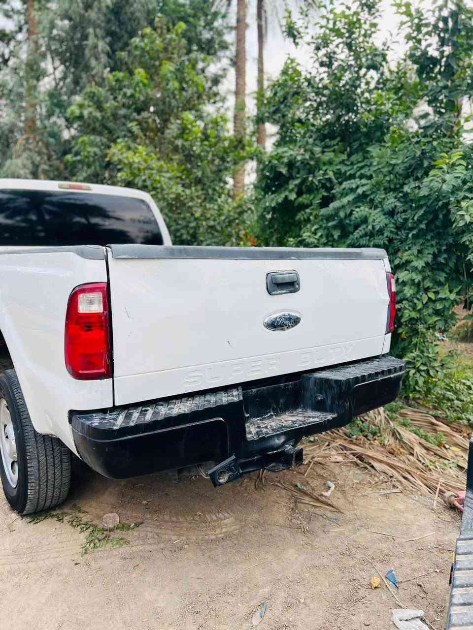 فورد F350 • ٢٠١٠ • مزاد داخليه