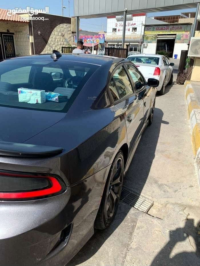 السلام عليكم
دوج چارجر للبيع

موديل 2016

رقم بغداد 

محرك ارتي 5700

الحادث جانبي صفحة السايق 

السيارة على ايدي صارلها 6 سنوات ماداخلة استعراض 

منظومة تبريد جديدة 

تخم بلكات جديد 

فيت بم والمساعد جديد 

بطارية جديدة 

مكان السيارة بصرة 

السعر 165 وبي مجال حك الجية
***********
