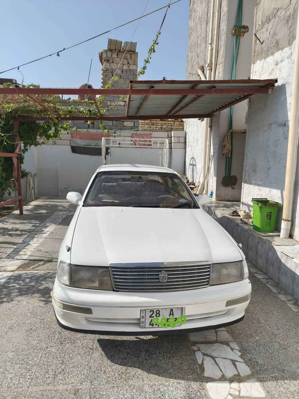 بطه ١٩٩٢ مكفوله من الكص ونقل الجثه  وكيره ومكينته مكفولات معمره استوها رقم نجف بسمنا السعر ٥٢ وبيه مجال قليل  تبريد مابيه عاطل
***********
