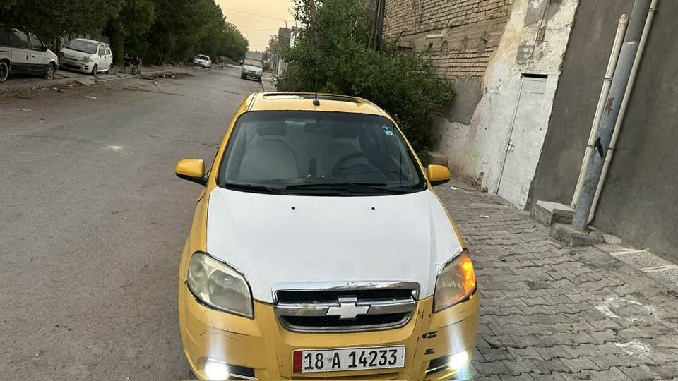 سلام عليكم 
اڤيو 2009وارد امريكي مسكر گير اوتماتيك مكينه1600 مكينه وگير ستوني شديتهن مصفره هيئه وغرامات رقم دولي مداور وين مايعجبك 
السياره خير من الله نضيفه وحلوه نقص بس تبريد حداديه جديده مكان السياره نجف سعر 40وبيها مجال 
***********
