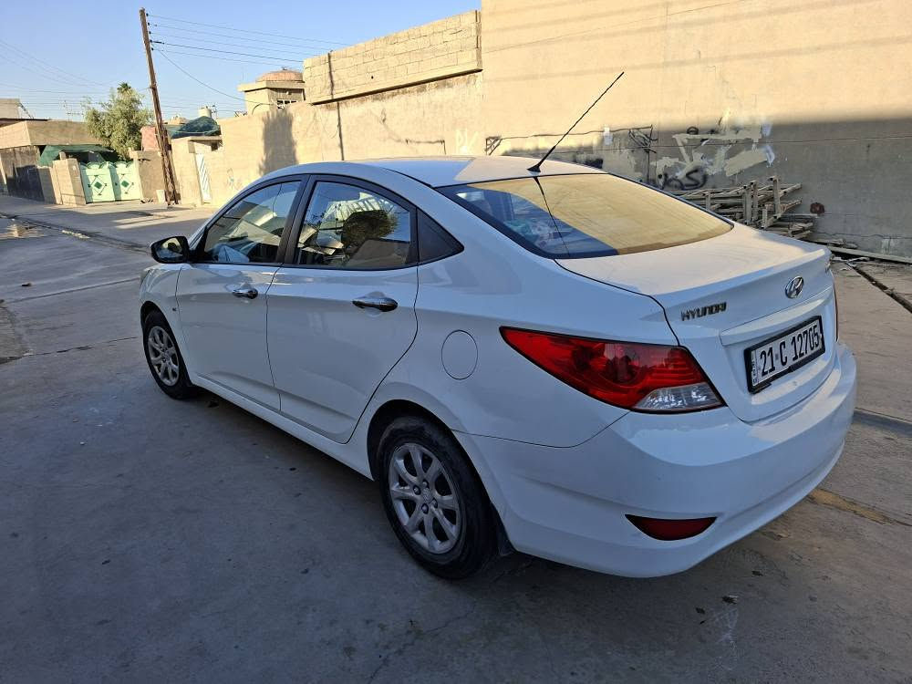 اکسنت مودیل 2011
170 هەزار ڕۆیشتوە
مکینە گەورەیە 16
بێ سبوغە لێدراوی نیە
گێڕو مەکینەو تەبرید تەقەو ڕەقەی بەشەرت 
ماڵی دۆستە
سەنەوی تازەیە
کۆبۆنی بەنزینی لەگەڵە
*********** .. واتساب كركوك, العراق
