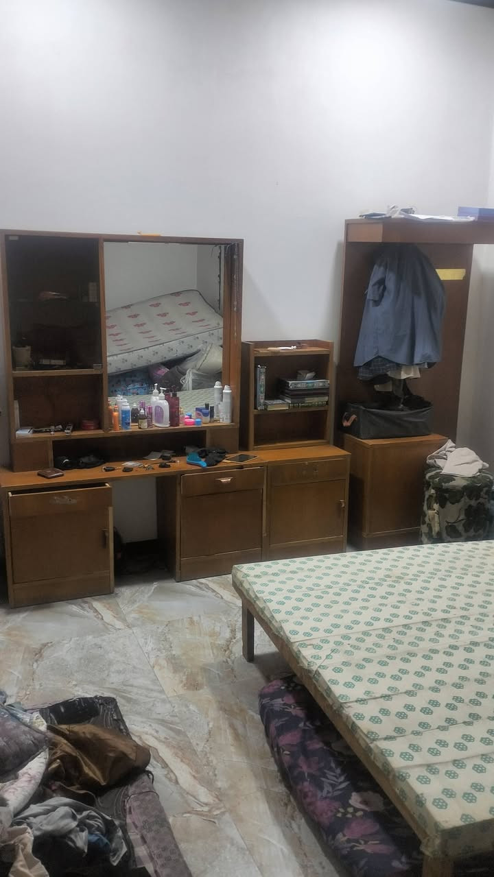 غرف قديمه • تخت ٢ • قنصور قديم