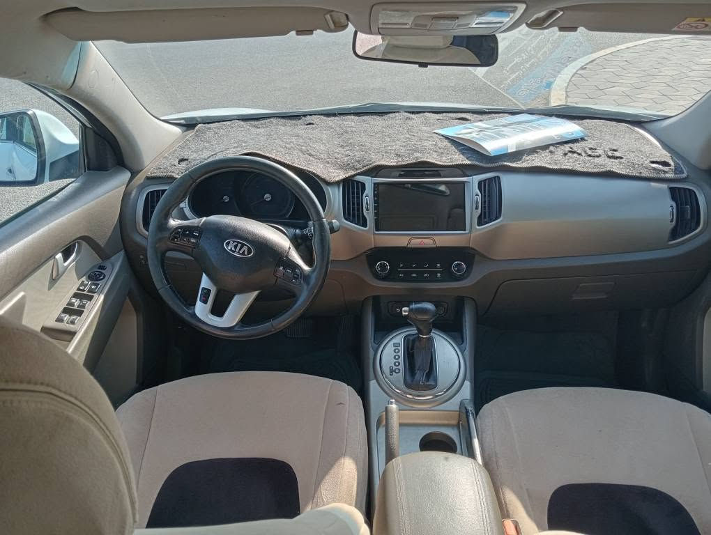 سبورتج خليجي
موديل 2015
ماشيه130
كفاله ماعدا جاملق الامامي صبغ اثر جراد
سعر 130وبيه مجال
بيع او مراوس 
*********** البصرة, العراق
