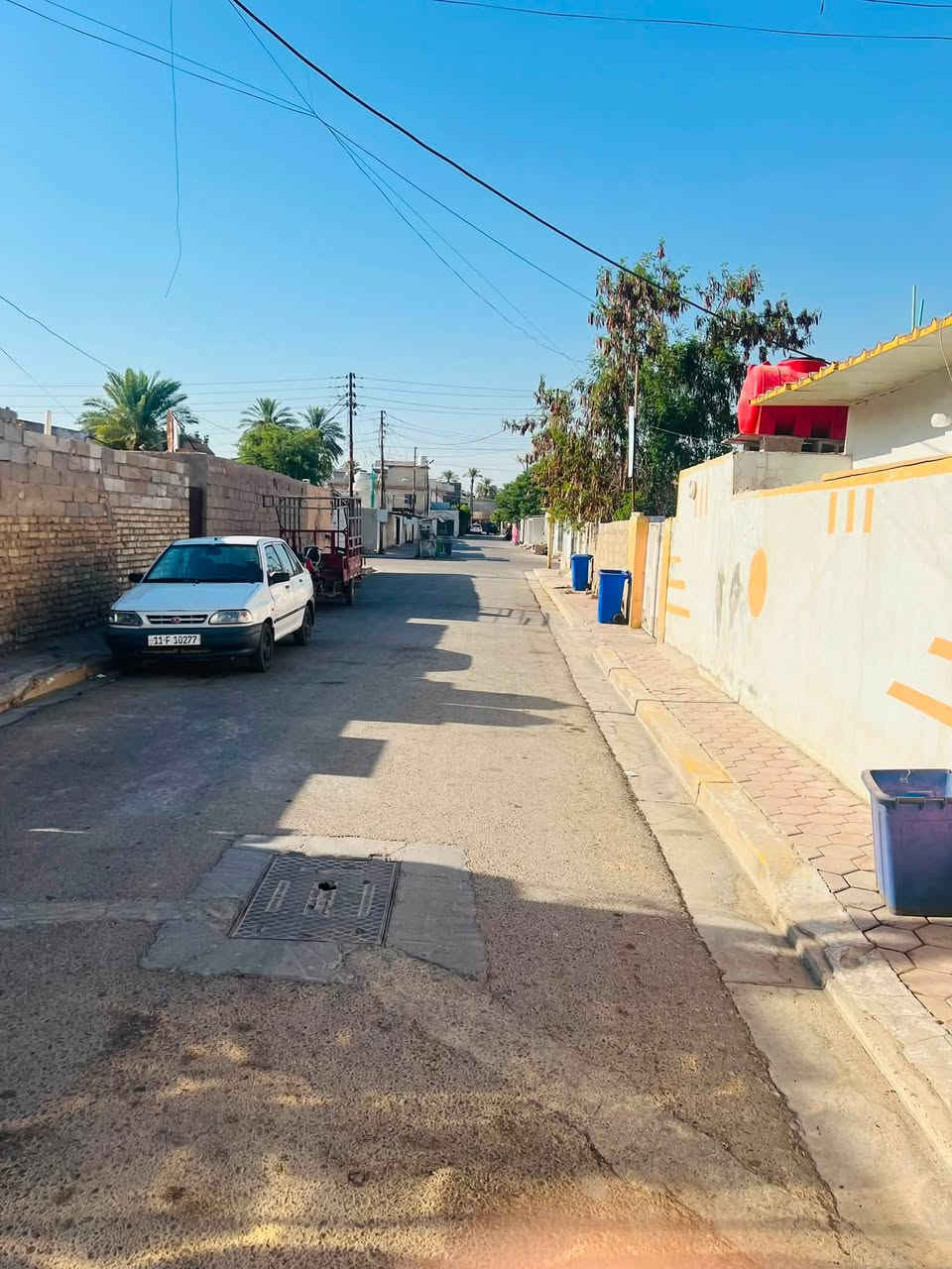 دار للبيع طابو ملك صرف  المدائن حي القادسيه مقابل تسجيل العقاري مساحه 300م ***********
