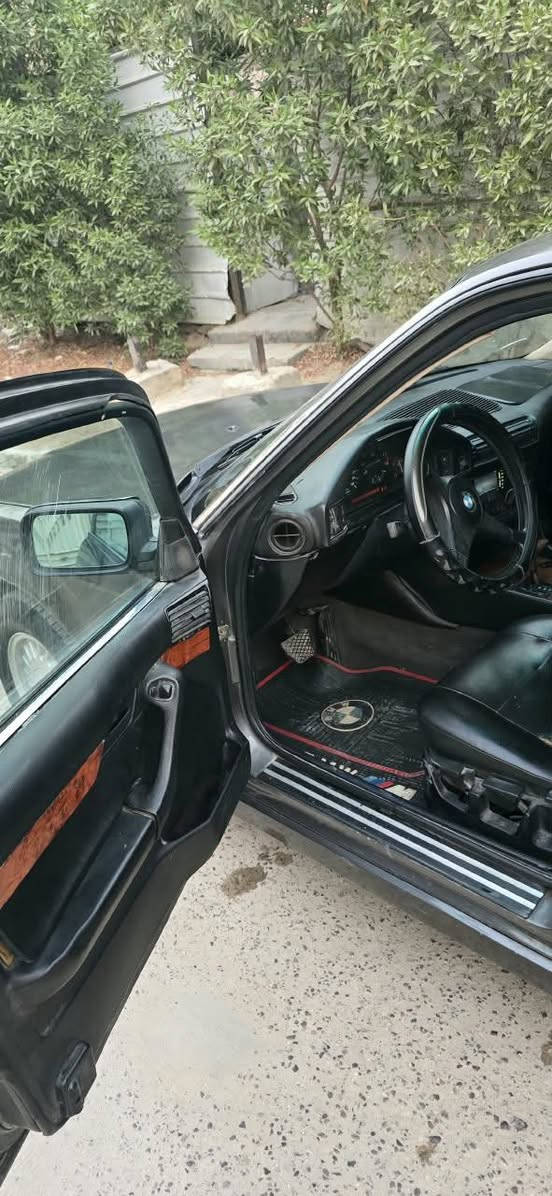 سلام عليكم ورحمه الله وبركاته
Bmw

موديل 92

رقم بغداد جديد 

حجم 525 اصل مكينه مسكر 

مكينه وكير اوتو خير من الله لا تنقيص ولا تبخير 

حداديه جديده اماميه والخلفيه ويل شمسي الجام الامامي كهرباء والجام الخلفي جوبي 

سياره ابسمي شرط التحويل

ملاحظه بس تبريد ماكو 

مكاني بياع تقاطع درويش

*********** 

***********
السعر 55وبيه مجال
