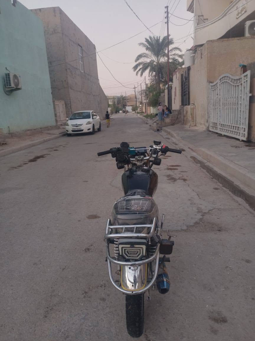 دراجه للبيع 
نامه برو محرك 200 موديل 25 +
5 كير سلف صلنصه رياضي 
المكان ديالى شهريان 
*********** وتساب 
السعر 600 و بيهه مجال
