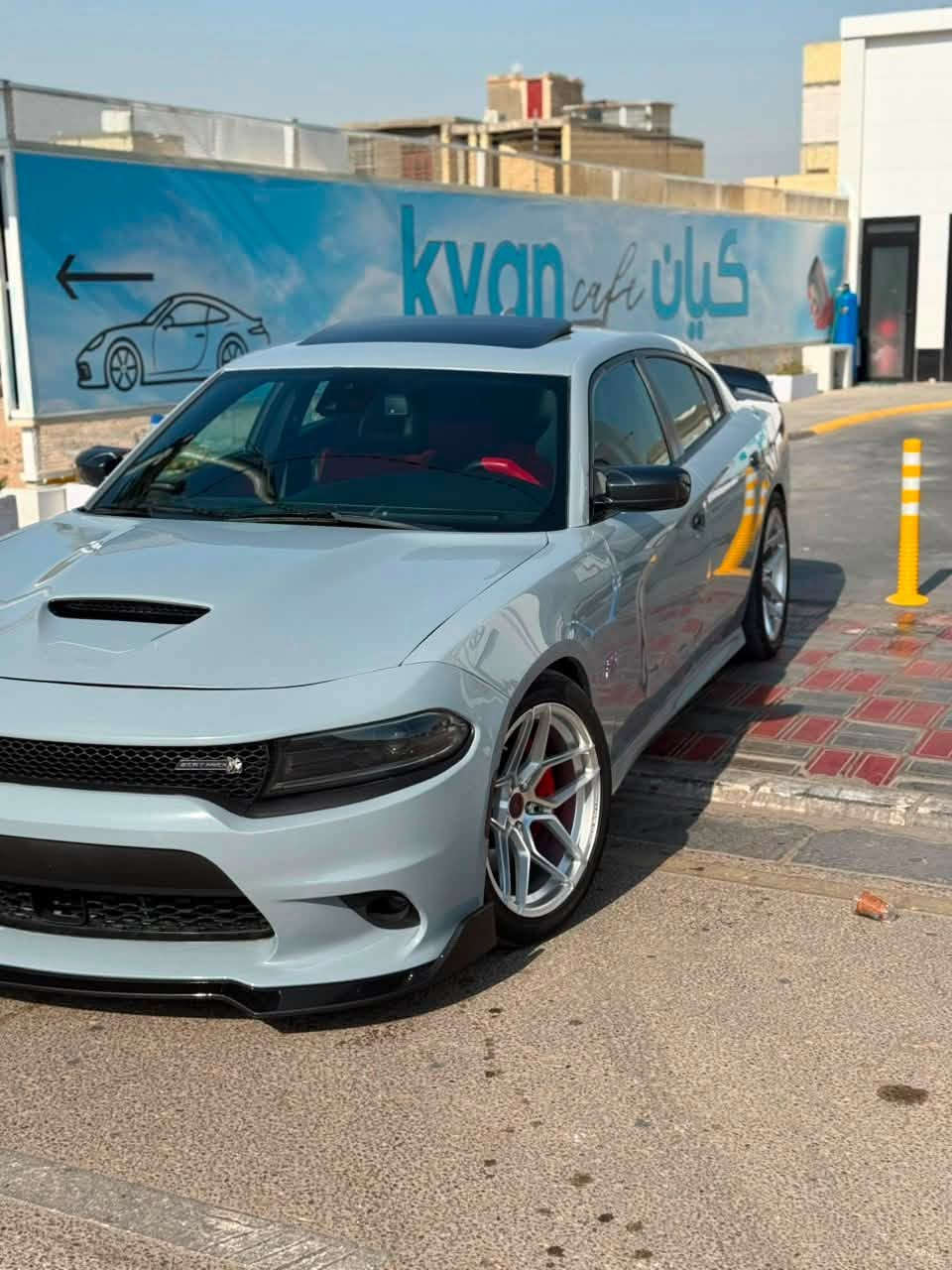 جارجر سكات باك موديل 2022 فول مواصفات
سياره جديده ونضيفه حيل ومصروف عليها هواي
بيها قطعه وحده مواصفتها اعلى شي بلجارجر رقم بغداد بأسمي مداور ثاني يوم هزه جديده مكاني كربلاء المقدسة الاستفسار *********** 

رادار امامي وتوقف ذاتي 
ردار وحساسات جانبيه وخلفيه
فتحه سقف
كشنات كنتاره احمر تدفئه وتبريد 
المقاعد الخلفيه تدفئه 

عليها اضافات هواي 

جكات s2 
دركه rpm
شوته 
هدرز وكزوز كامل شغل علي الوادي 
برمجه سيفتي 
هواي بيها اضافات ميخلصن
