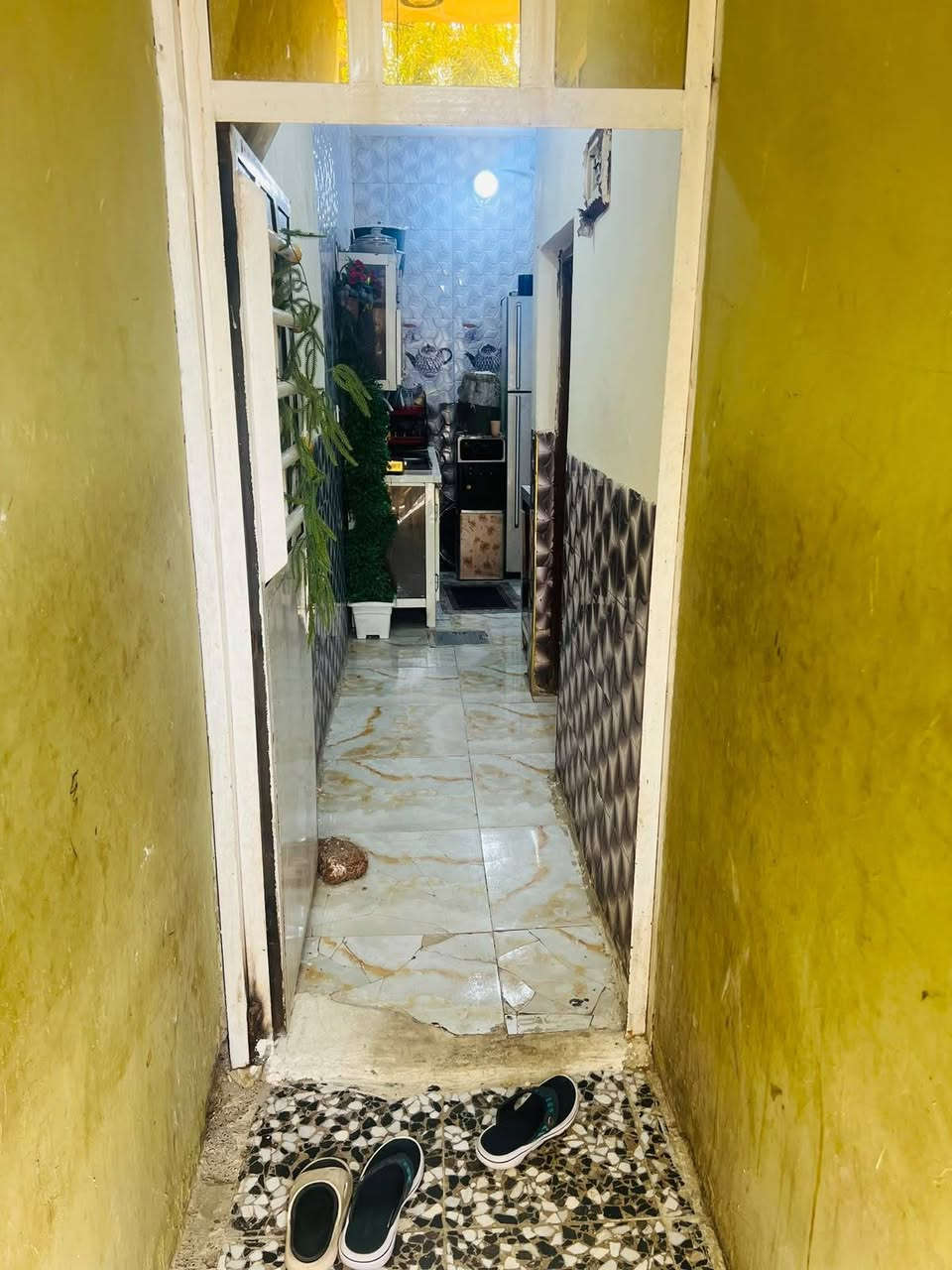 السلام عليكم عندي بيت بل حسينيه مال الراشديه ١٠٠م قاطين ٣غرف لبيت بناء البيت علا أيدي ٢٠١٧ بنيته كامل وجاهز بدايه مسقط قرب لكازينو الملوك تقاطع مصقط بل بدايه السعر ٨٥ وبي شويه مجال بي تفاصيل اخرى اتصل وفهمك بل تفاصيل اكثر *********** ابو سيف
