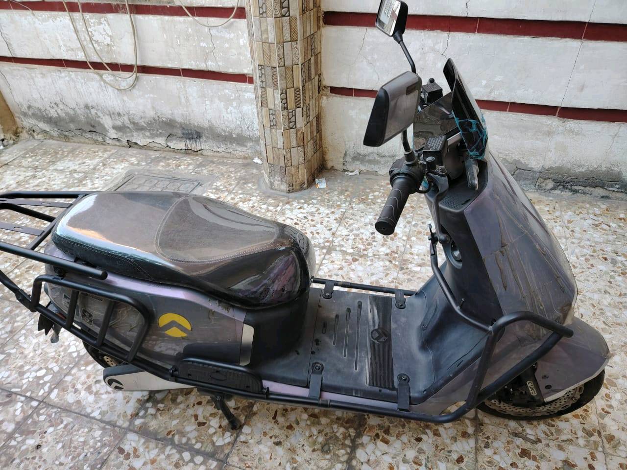 دراجة Garow HVS 318
٦ بطاريات ٣٢ امبير ما مبدلة
٤ سرعات تقفل على ١٢٠
ميزة تثبيت السرعة
ملف ١٥٠٠ واط
نظام انذار
لايتات امامي خلفي عالي ناصي
نظام بك
تاير خلفي جديد
حجم التايرات ١٣.٥
منفذ USB
مساحة تخزين كبيرة
درع حماية مع إمكانية إضافة حقيبة تخزين خلفي
ميزة فصل ذاتي للشحن بعد شحنها بشكل كامل
مقعد مريح يسع شخصين
دبل سويج
سبب البيع هو خلل مسبب اهتزار بالماشة نتيجة عدم صيانتها بشكل صحيح
السعر 65٠ الف وبيها مجال
رقمي *********** ومتوفر واتساب