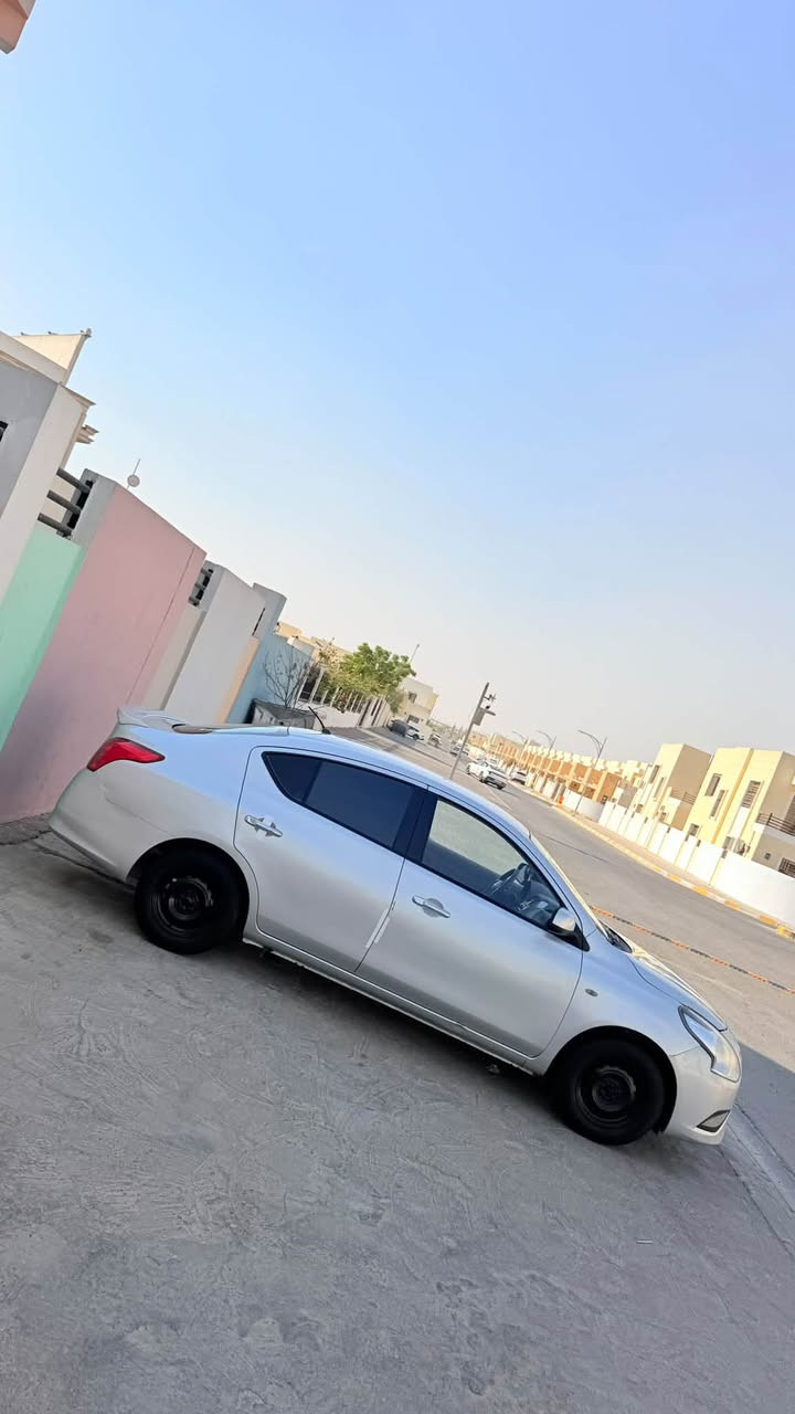 السلام عليگم
نيسان صني هندي ٢٠٢٠ كلين 
رقـم اربيل دولي الجديد سنويه للـ ٢٠٣٠ .. هزه جديده للـ ٢٠٢٧ 
شـرط التحويل والغرامات 
محرك وكير وضع شرگه شرط بدون فتح بدون عيب 
السياره كلين مگفوله بدون صبغ والتبديل مگان بارد فقـط شـرط الفحص 
سبير منازل .. كتلوك شركه .. سويج ٢ .. يدات نيكل .. جام اوتماتيك .. حساسات .. تحكم استيرن .. مانع انزلاق ..
تبريد ثلج .. تايرات جدد .. صدر شركه 
السعر ٩٩ $ بيها مجال 
المگان صلاح الدين _ تكريت 
هـ ***********
هـ ***********
( اعــــتذر عن الاقســاط والــوعده )
