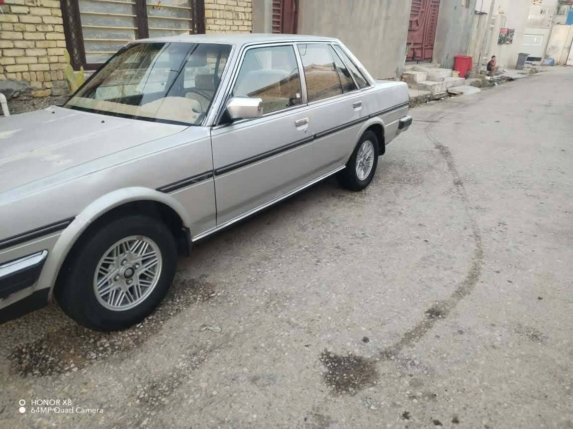 السلام عليكم للبيع كروسيدا موديل 87كير ومحرك ونجي السيارة ايسر بلاد ***********
