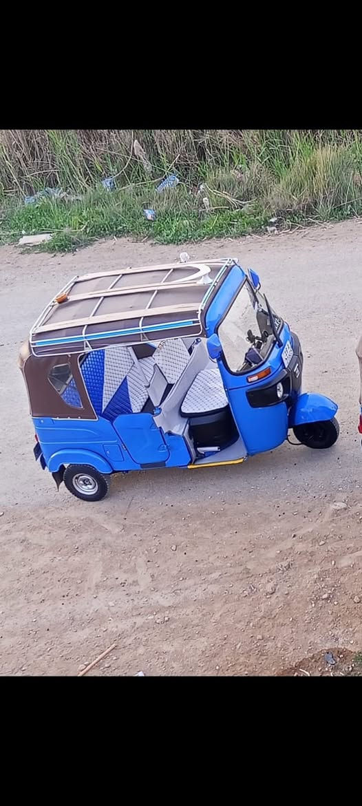 للبيع موديل 21نضيف جدا جدا وجاهزة بحيث متصرف ربع عليها وتحويل ثاني يوم سعرها 8500وبيها مجال للشراي للاتصال ***********
