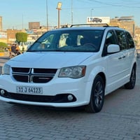 ‏سلام عليكم سيارة دوج كرفان كلين بدون حادث كير مكينه خير من الله فقط ج...